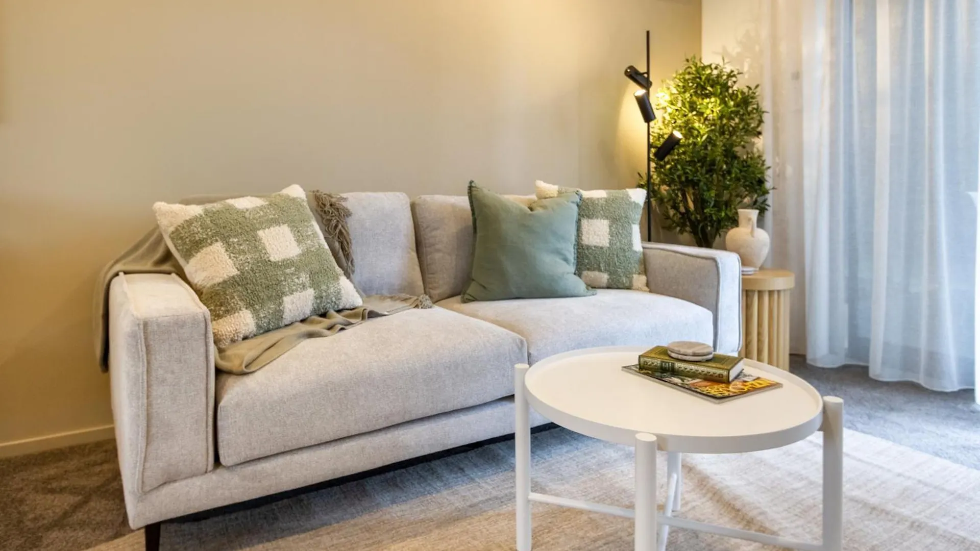Apartment Ideal Location In Central City - 2 Bed City Views Christchurch New Zealand